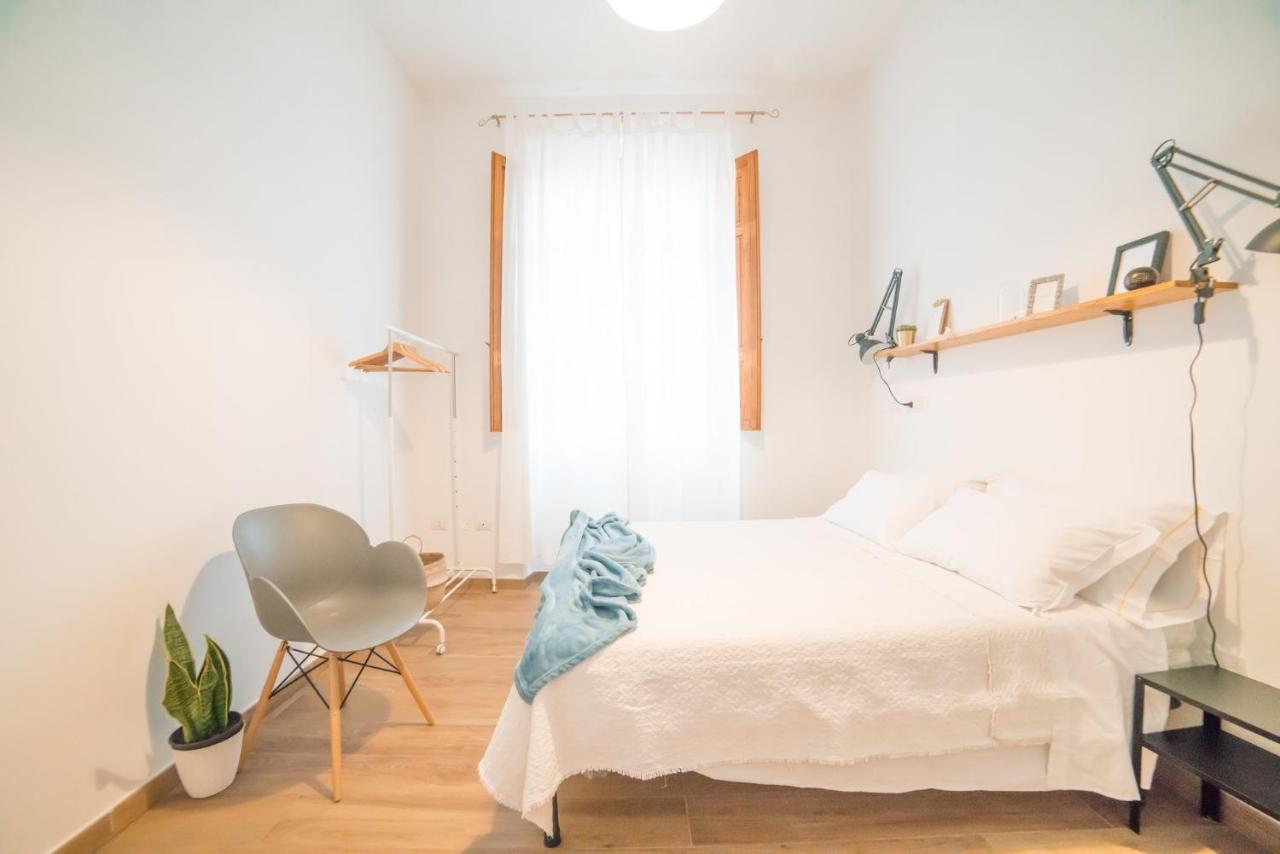 Minimalist Chic A Villanova 3Bdr - 2Bth - Wifi Cagliari Exterior photo