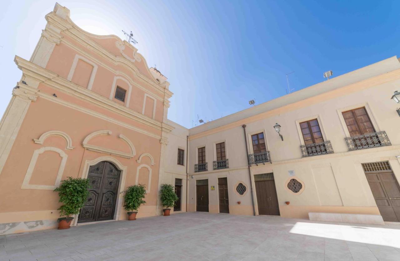 Minimalist Chic A Villanova 3Bdr - 2Bth - Wifi Cagliari Exterior photo